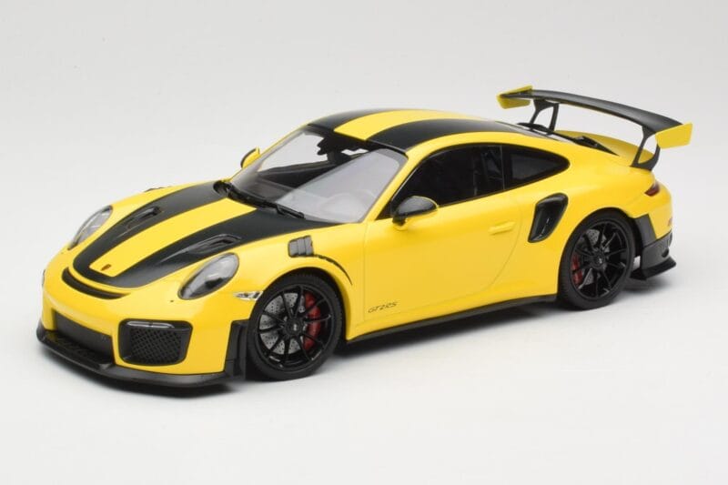 Porsche 911 991.2 GT2 RS Weissach Package Żółty z Czarnymi Felgami Minichamps 1:18 155068311 Metal
