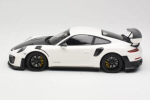 Porsche 911 991.2 GT2 RS Biały z Czarnymi Felgami Minichamps 1:18 155068310 Metal — zdjęcie 3 z 6