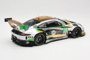 Porsche 911 991.2 GT3 R #28 Alegra Motorsports D. de Quesada / M. Morad Class Winners 24 Hours of Daytona 2017 Minichamps 1:1 — zdjęcie 2 z 6