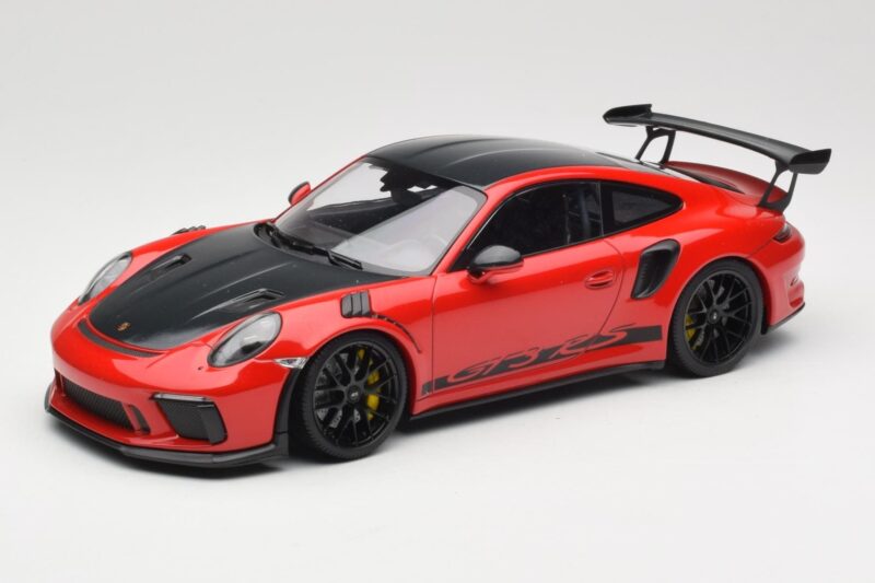 Porsche 911 991.2 GT3 RS Weissach Package Guards Red Czarne Felgi Minichamps 1:18 153068223 Metal
