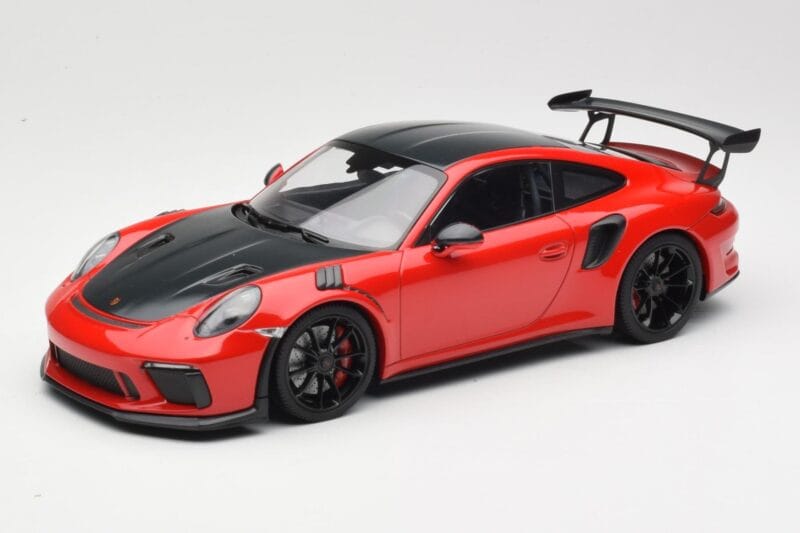 Porsche 911 991.2 GT3 RS Weissach Package Czerwony z Czarnymi Felgami Minichamps 1:18 155068230 Metal