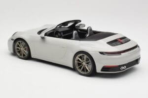 Porsche 911 992 Carrera 4S Kabriolet Szary Minichamps 1:18 155067335 Metal — zdjęcie 5 z 6