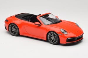 Porsche 911 992 Carrera 4S Kabriolet Pomarańczowy Minichamps 1:18 155067334 Metal — zdjęcie 4 z 6