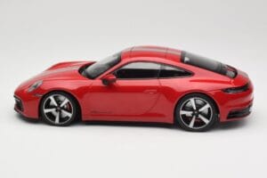 Porsche 911 992 Carrera 4S Carmine Red Minichamps 1:18 155067326 Metal — zdjęcie 3 z 6
