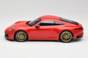 Porsche 911 992 Carrera 4S Guards Czerwony & Złote Felgi Minichamps 1:18 153067328 Metal — zdjęcie 3 z 6