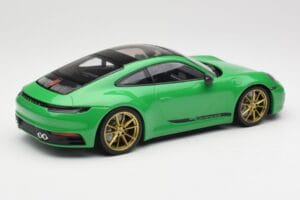 Porsche 911 992 Carrera 4S Python Green Minichamps 1:18 155067325 Metal — zdjęcie 2 z 6