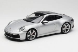 Porsche 911 992 Carrera 4S Srebrny Minichamps 1:18 155067322 Metal