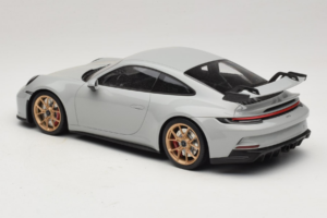 Porsche 911 992 GT3 Chalk Złote Felgi Minichamps 1:18 117069001 Metal — zdjęcie 5 z 6