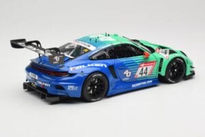 Porsche 911 992 GT3 R Falken #44 D. Eriksson / T. Heinemann 24 Hours of Nurburgring 2023 Minichamps 1:18 113236344 Metal — zdjęcie 3 z 8