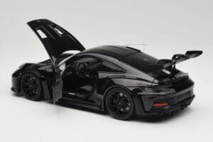 Porsche 911 992 GT3 RS Czarny & Czarne Felgi Concept Minichamps 1:18 911992003 Metal — zdjęcie 5 z 8