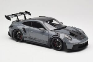 Porsche 911 992 GT3 RS Crayon Weissach Package & Black Wheels Minichamps 1:18 110062024 Metal — zdjęcie 6 z 8