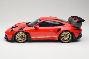 Porsche 911 992 GT3 RS Guards Red GT Spirit 1:12 GT939 Żywica — zdjęcie 3 z 6