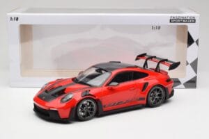 Porsche 911 992 GT3 RS Guards Czerwony & Srebrne Felgi Weissach Package Minichamps 1:18 153062246 Metal — zdjęcie 6 z 6