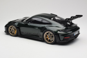 Porsche 911 992 GT3 RS Jet Green Metallic Black Norev 1:12 127532 Metal — zdjęcie 5 z 6