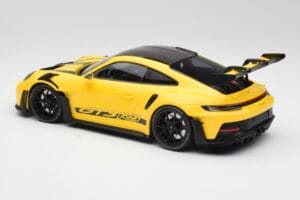 Porsche 911 992 GT3 RS Racing Żółty & Czarne Felgi Minichamps 1:18 153062245 Metal — zdjęcie 5 z 6