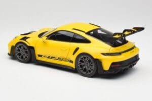 Porsche 911 992 GT3 RS Racing Żółty Norev 1:18 WAP0212810RGT3 Metal — zdjęcie 7 z 8