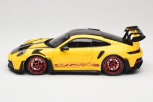 Porsche 911 992 GT3 RS Racing Yellow Weissach Package & Red Wheels Minichamps 1:18 110062025 Metal — zdjęcie 4 z 8