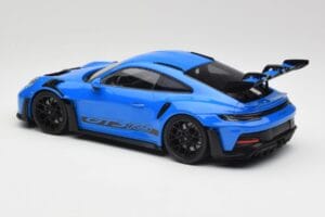 Porsche 911 992 GT3 RS Shark Niebieski & Czarne Felgi Minichamps 1:18 153062233 Metal — zdjęcie 5 z 6