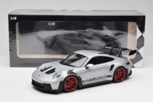 Porsche 911 992 GT3 RS Srebrny & Czerwone Felgi Minichamps 1:18 153062241 Metal — zdjęcie 6 z 6