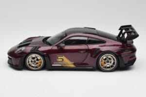 Porsche 911 992 GT3 RS Ultraviolet i Srebrne Koła Minichamps 1:18 110062029 Metal — zdjęcie 4 z 8