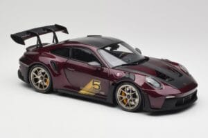 Porsche 911 992 GT3 RS Ultraviolet i Srebrne Koła Minichamps 1:18 110062029 Metal — zdjęcie 6 z 8