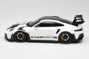 Porsche 911 992 GT3 RS Biały & Czarne Felgi Minichamps 1:18 155062230 Metal — zdjęcie 3 z 6