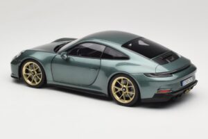 Porsche 911 992 GT3 Touring Package Malachite Green Metallic Norev 1:18 187382 Metal — zdjęcie 7 z 8