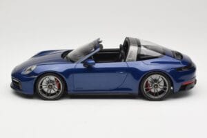 Porsche 911 992 Targa 4 GTS Blue Metallic Minichamps 1:18 155061060 Metal — zdjęcie 3 z 6