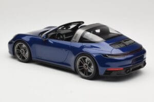 Porsche 911 992 Targa 4 GTS Blue Metallic Minichamps 1:18 155061060 Metal — zdjęcie 5 z 6