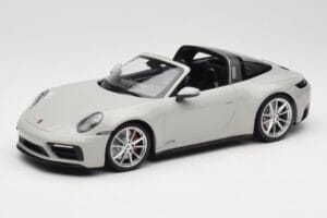 Porsche 911 992 Targa 4 GTS Szary Minichamps 1:18 155061064 Metal