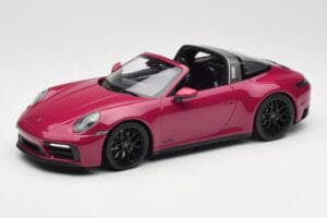 Porsche 911 992 Targa 4 GTS Rubystar Minichamps 1:18 155061066 Metal