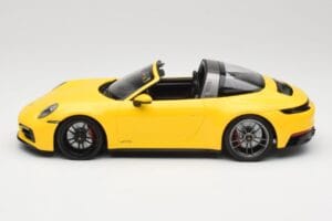 Porsche 911 992 Targa 4 GTS Żółty Minichamps 1:18 153061064 Metal — zdjęcie 3 z 6