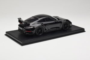 Porsche 911 992 TechArt GTstreet R Czarny Z Czarnymi Kołami TechArt 1:18 REMC012 Żywica — zdjęcie 3 z 6