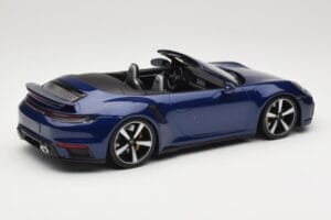Porsche 911 992 Turbo S Kabriolet Blue Metallic Minichamps 1:18 155069081 Metal — zdjęcie 2 z 6