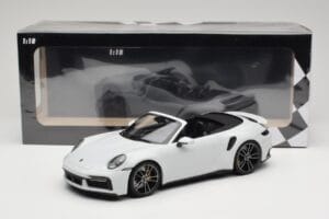 Porsche 911 992 Turbo S Kabriolet White Metallic Minichamps 1:18 155069080 Metal — zdjęcie 6 z 6