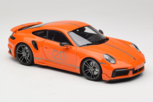 Porsche 911 992 Turbo S Coupe Sport Design Pomarańczowy Minichamps 1:18 113069074 Metal — zdjęcie 6 z 8