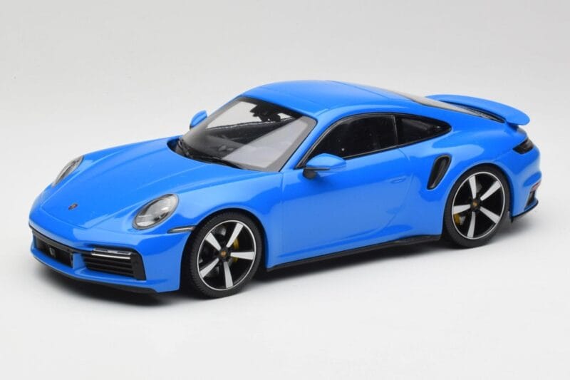 Porsche 911 992 Turbo S Gentian Niebieski Minichamps 1:18 155069074 Metal