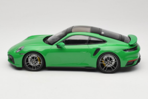 Porsche 911 992 Turbo S Zielony Minichamps 1:18 153069077 Metal — zdjęcie 3 z 6
