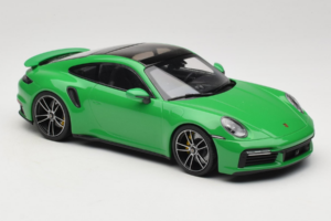 Porsche 911 992 Turbo S Zielony Minichamps 1:18 153069077 Metal — zdjęcie 4 z 6