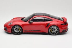Porsche 911 992 Turbo S Czerwony Minichamps 1:18 155069070 Metal — zdjęcie 3 z 6