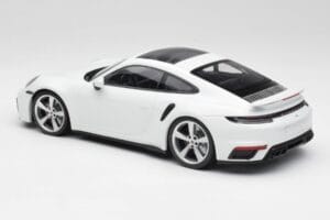 Porsche 911 992 Turbo S Biały Concept Minichamps 1:18 WAP0211620CNP Metal — zdjęcie 5 z 6