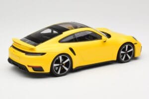 Porsche 911 992 Turbo S Żółty Minichamps 1:18 155069071 Metal — zdjęcie 2 z 6