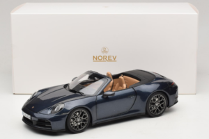 Porsche 911 992.2 Carrera Kabriolet Yachting Blue Norev 1:18 187180 Metal — zdjęcie 8 z 8