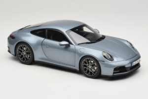 Porsche 911 992.2 Carrera Polar Silver Metallic Norev 1:18 187170 Metal — zdjęcie 6 z 8