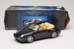 Porsche 911 993 Kabriolet Ciemnoniebieski Tchibo 1:18 46619 Metal — zdjęcie 8 z 8