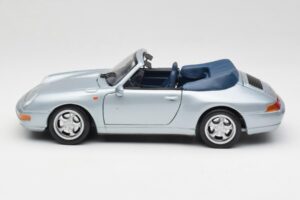 Porsche 911 993 Carrera Kabriolet Srebrny Maisto 1:18 100299-M1 Metal — zdjęcie 4 z 8