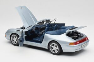 Porsche 911 993 Carrera Kabriolet Srebrny Maisto 1:18 100299-M1 Metal — zdjęcie 5 z 8