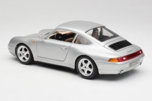 Porsche 911 993 Carrera Srebrny Bburago 1:18 3050-M1 Metal — zdjęcie 4 z 8