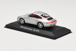 Porsche 911 993 Carrera Srebrny Minichamps 1:43 WAP02003597 Metal — zdjęcie 3 z 4