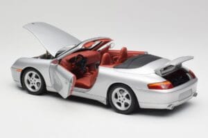 Porsche 911 996 Kabriolet Srebrny Gate 1:18 1052 Metal — zdjęcie 5 z 8